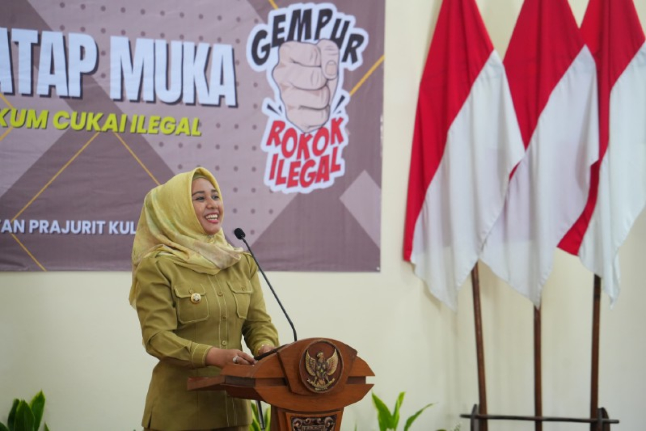 Wali Kota Mojokerto Ika Puspitasari saat memberikan sambutan pada sosialisasi Cukai Ilegal. (ist)