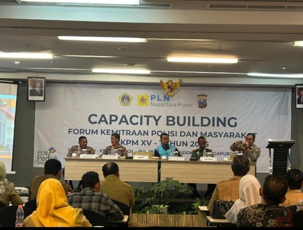 Suasana sosialisasi oleh anggota polisi. (ist)