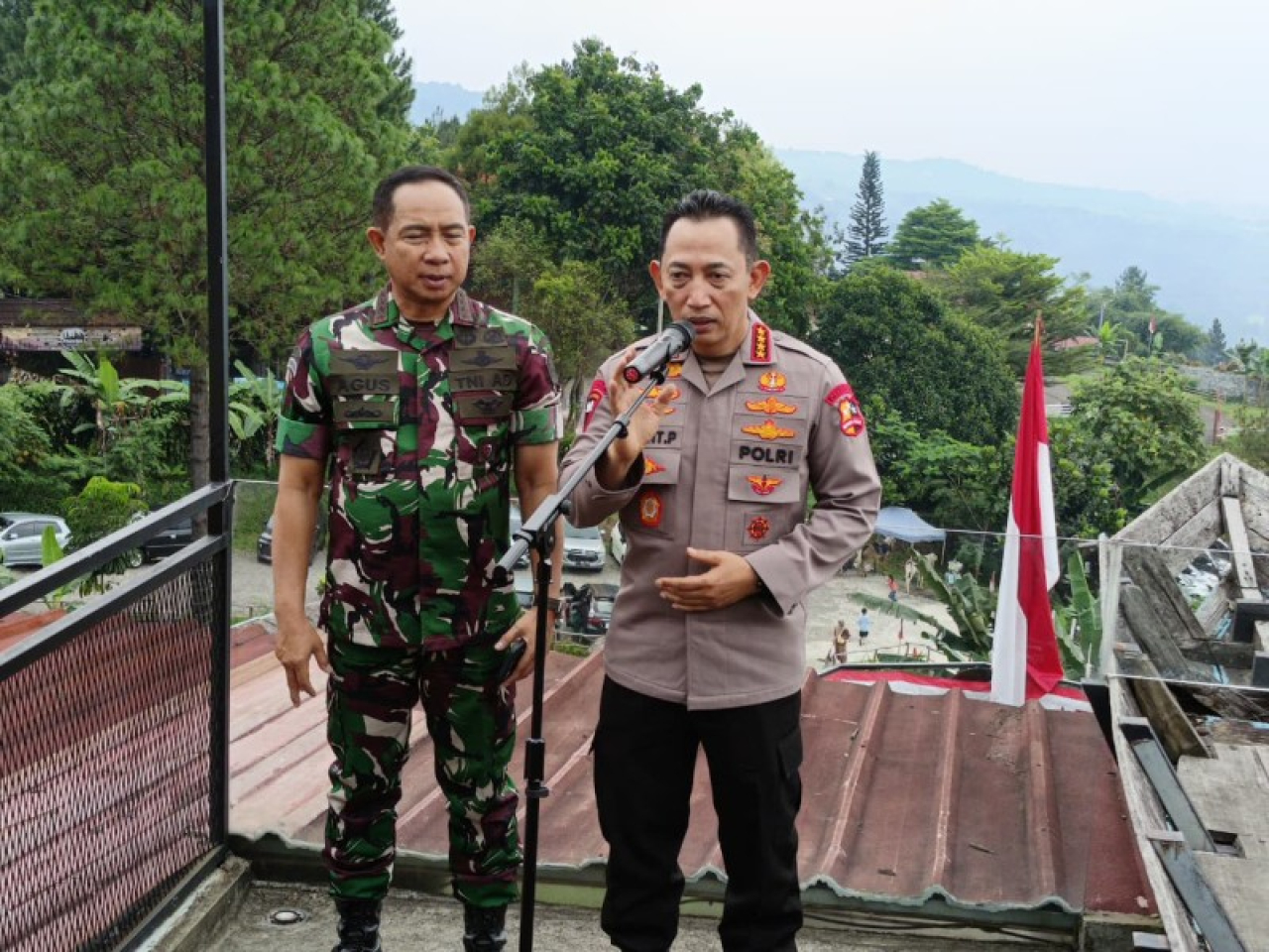 Kapolri dan Panglima TNI. (ist)