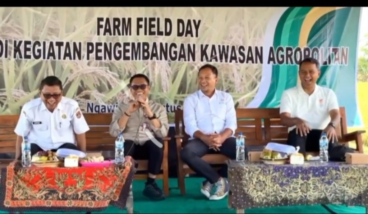 Kepala Dinas Pertanian dan Ketahanan Pangan Prov Jatim Heru Suseno saat menghadiri acara Farm field Day di Desa Dempel Kecamatan Gebneng Kabupaten Ngawi. (Ist)
