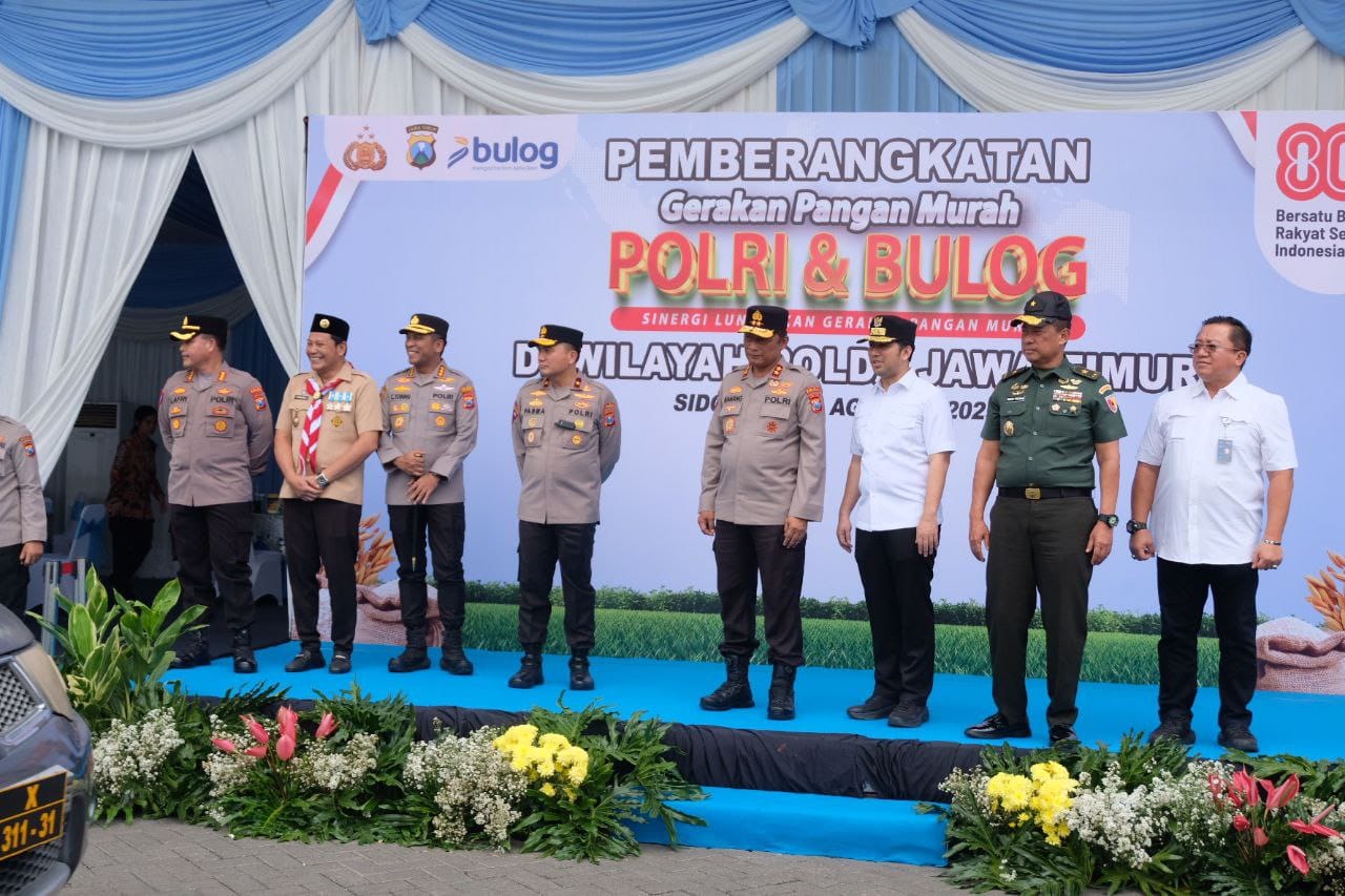 Bupati Sidoarjo Subandi menghadiri kick off launching Gerakan pangan Murah Polri. (Ist)