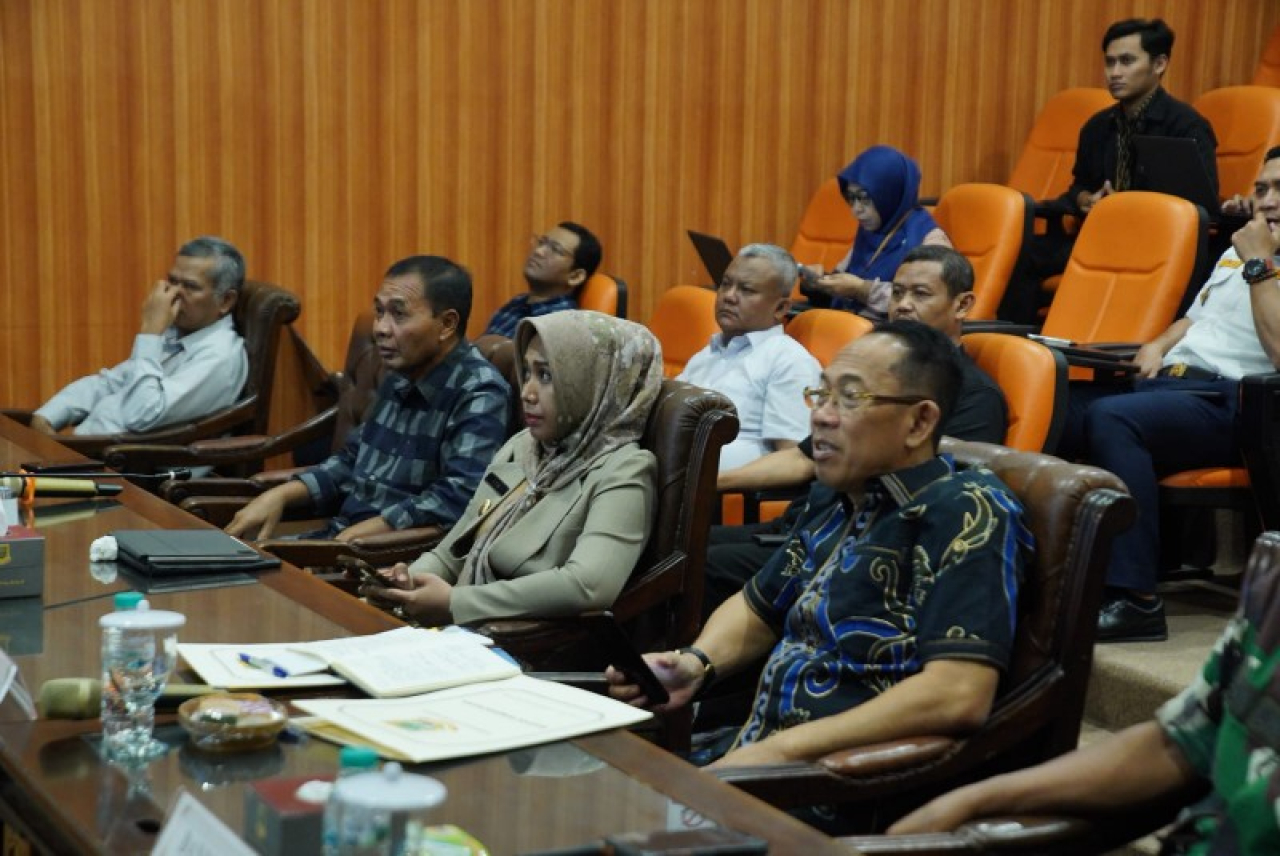 Ning Ita Tindaklanjuti Arahan Mendagri, Pastikan Situasi Kamtibmas dan Ekonomi Daerah Kondusif