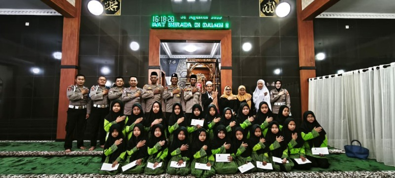 Polres Blitar Gelar Doa Bersama Anak Yatim untuk Blitar Raya Aman Kondusif