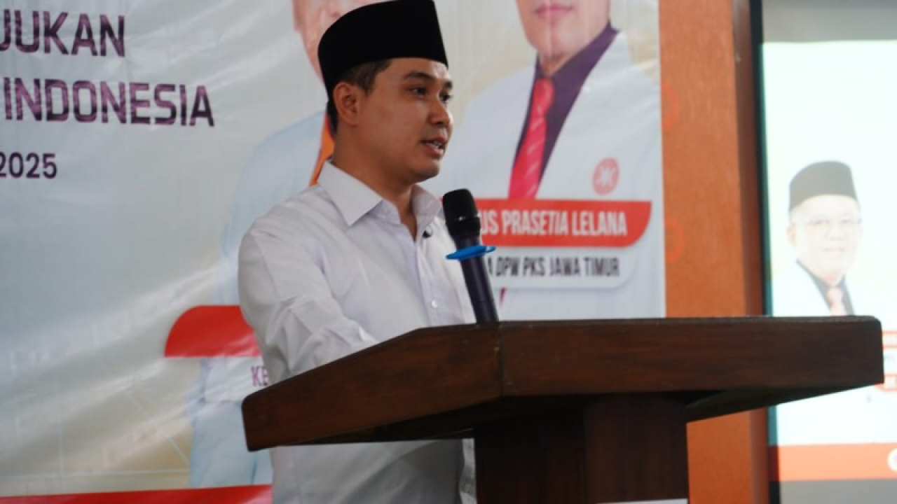 Bupati Mojokerto Muhammad Al Barra saat memberikan sambutan pada musda VI PKS. (ist)