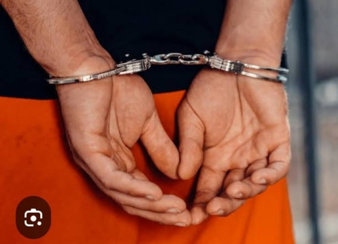 Foto ilustrasi tahanan yang di borgol tangannya. (ist)