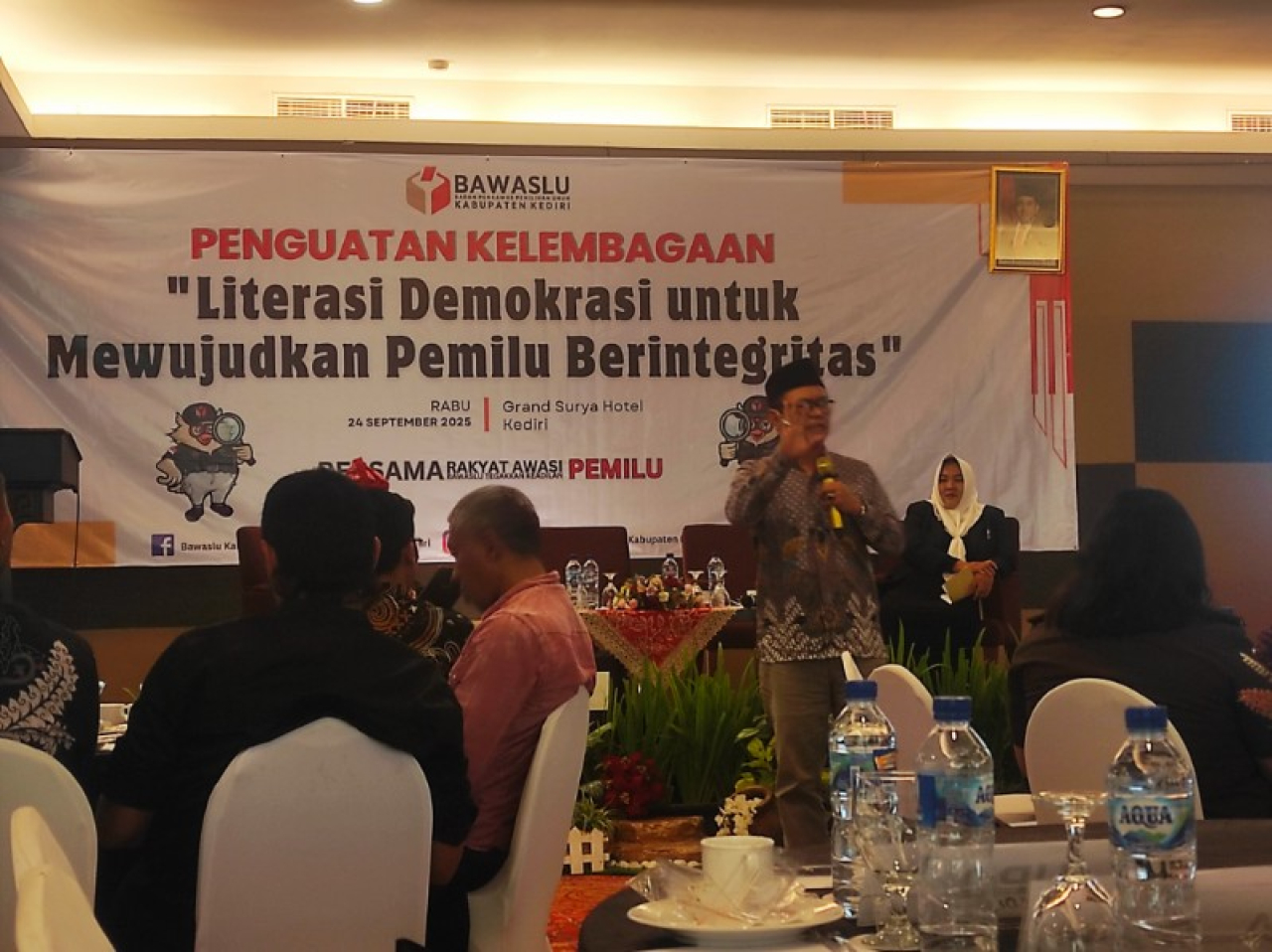 Bawaslu Kabupaten Kediri Gelar Penguatan Kelembagaan bertema "Literasi Demokrasi untuk Pemilu yang Berintegritas" .(ist)
