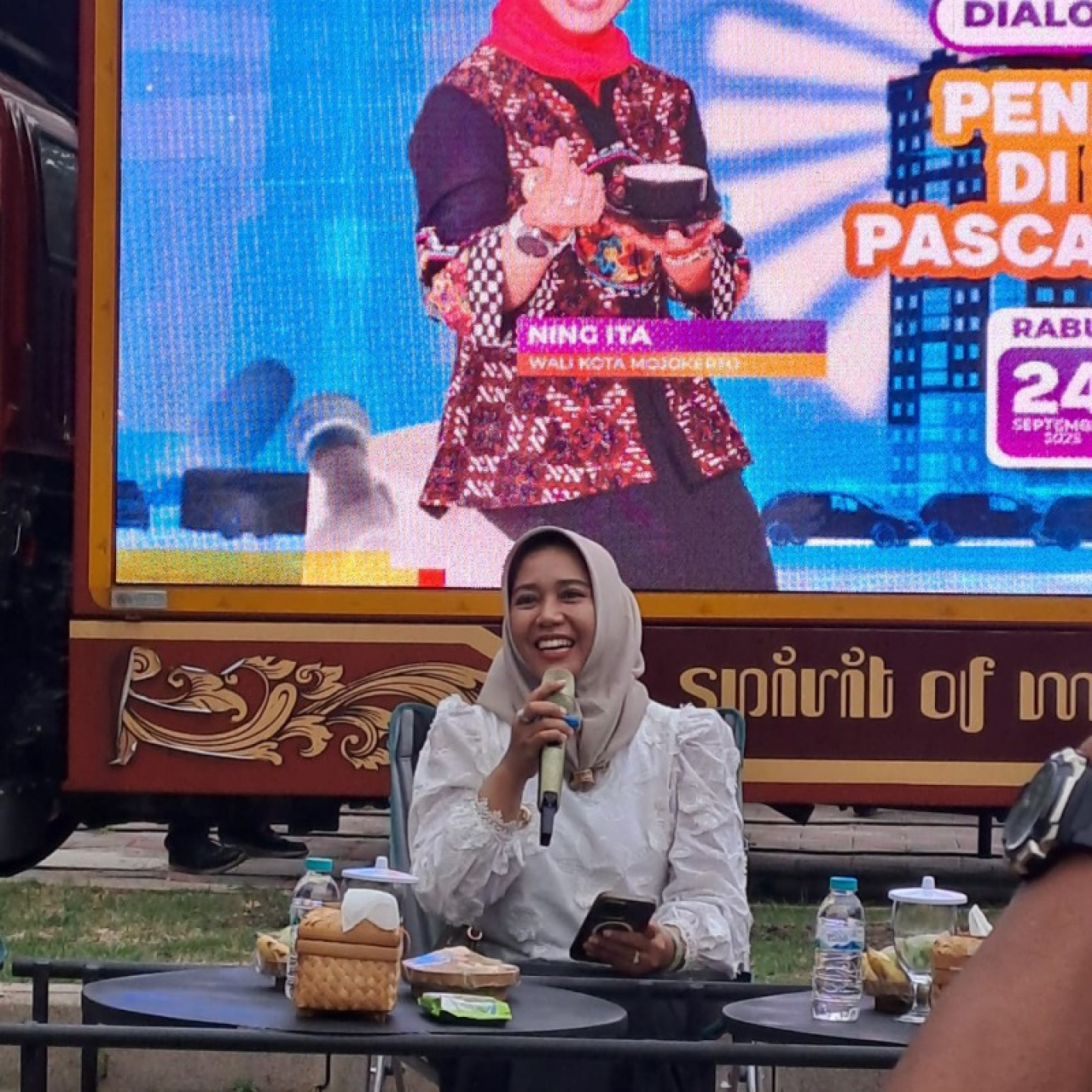 Ngopi Bareng Media, Ning Ita Kenalkan BPBD Kota Mojokerto dan Ajak Jaga Kondusifitas