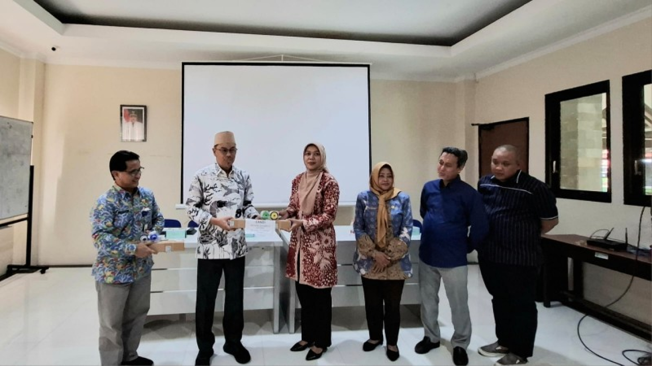 Dispendukcapil terima hibah 196 ribu keping blangko KTP-el dari pemerintah pusat, sebelumnya pelayanan pencetakan di Mal Pelayanan Publik (MPP) Lingkar Timur, karena keterbatasan stok blangko.(Ist)