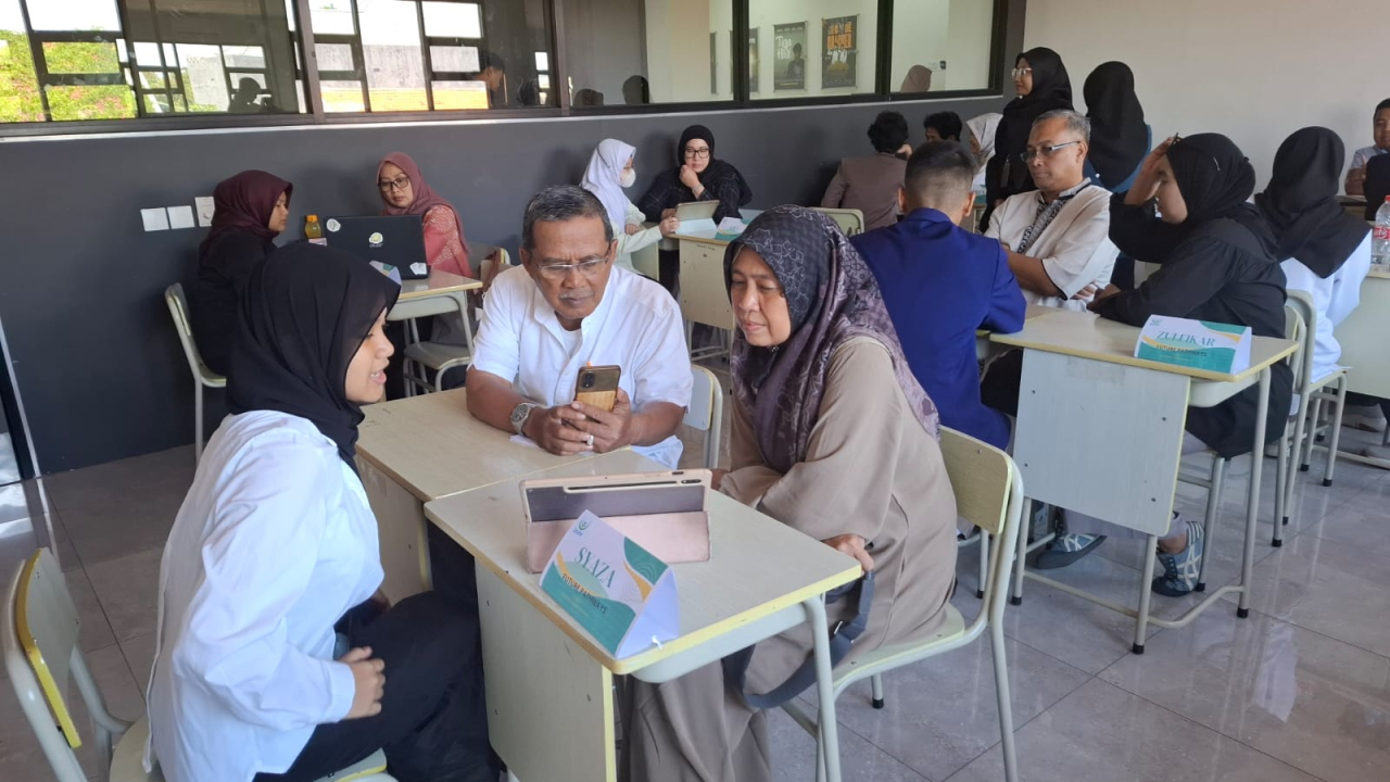 Suasana saat siswa SMP SAIM mempresentasikan rencana kariernya di hadapan orang tua masing-masing.(Ist)