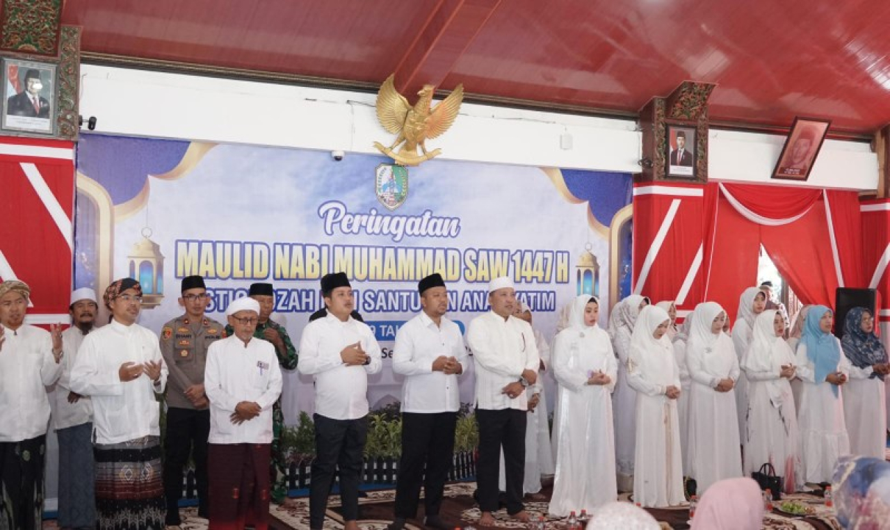 Pemkab Sampang Gelar Maulid Nabi Muhammad SAW 1447 Hijriyah dan  Santunan Anak Yatim