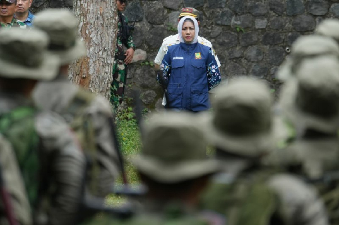 Gelar Retreat Satpol PP dan Damkar, Ning Ita Harapkan Perkuat Kekompakan dan Kedisiplinan