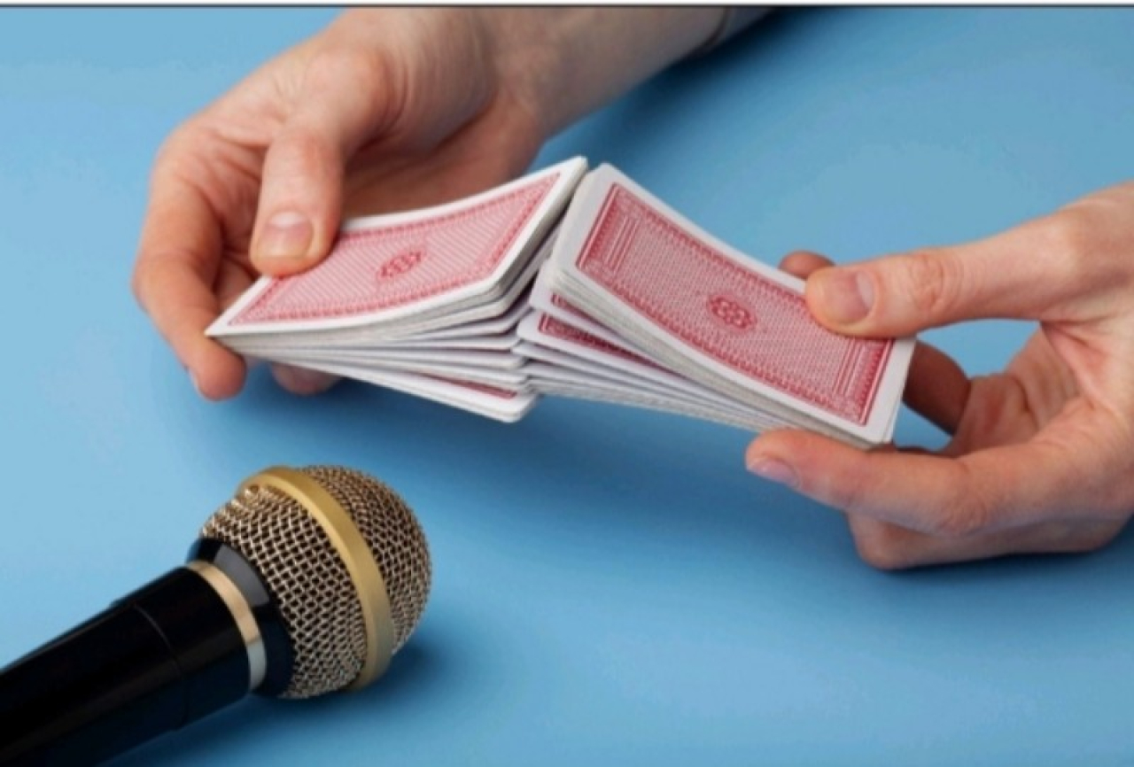 Ilustrasi Oligarki Media/Foto: Freepik.com. (ist)