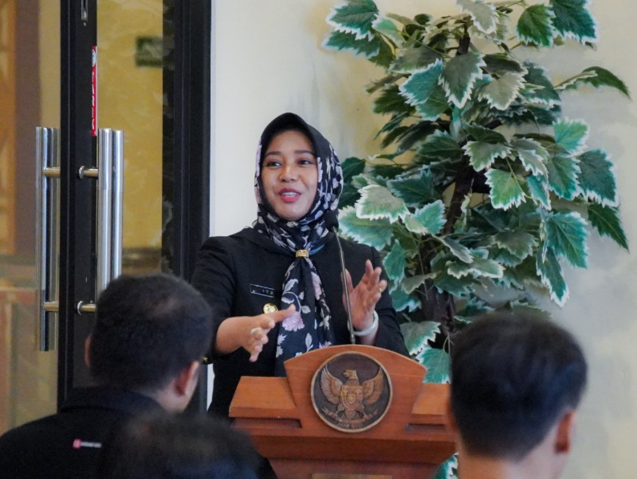 Gelar Sosialisasi LKPM, Ning Ita Harap Pelaku Usaha Tidak Takut untuk Laporan LKPM 