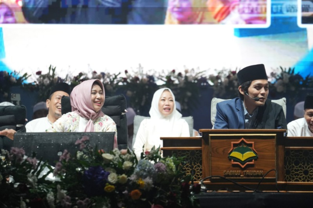 Dzikir Akbar Bersama Gus Iqdam, Pungkasi Rangkaian HUT Korpri dan Doa Keberkahan untuk Kota Mojokerto