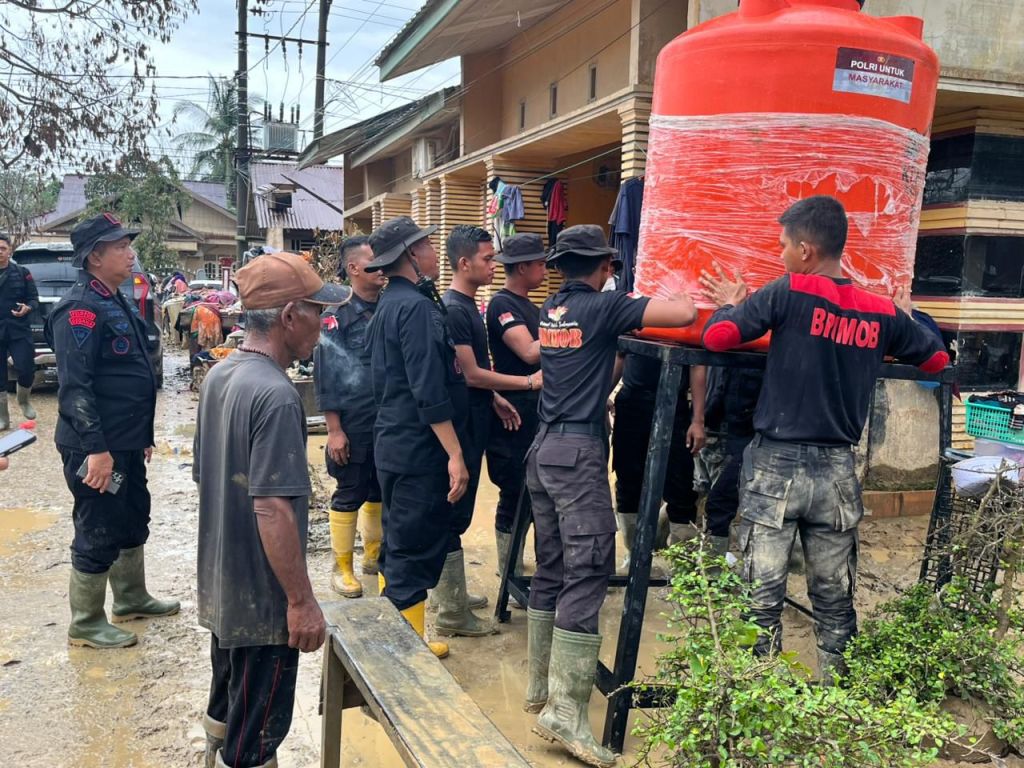 Sebanyak 627 Tandon air disumbangkan kepada korban banjir termasuk di Aceh Tamiang. (ist)