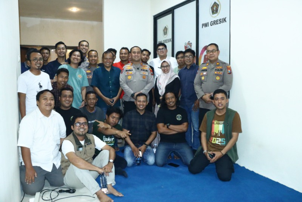 Kapolres Sambangi Kantor PWI Kabupaten Gresik