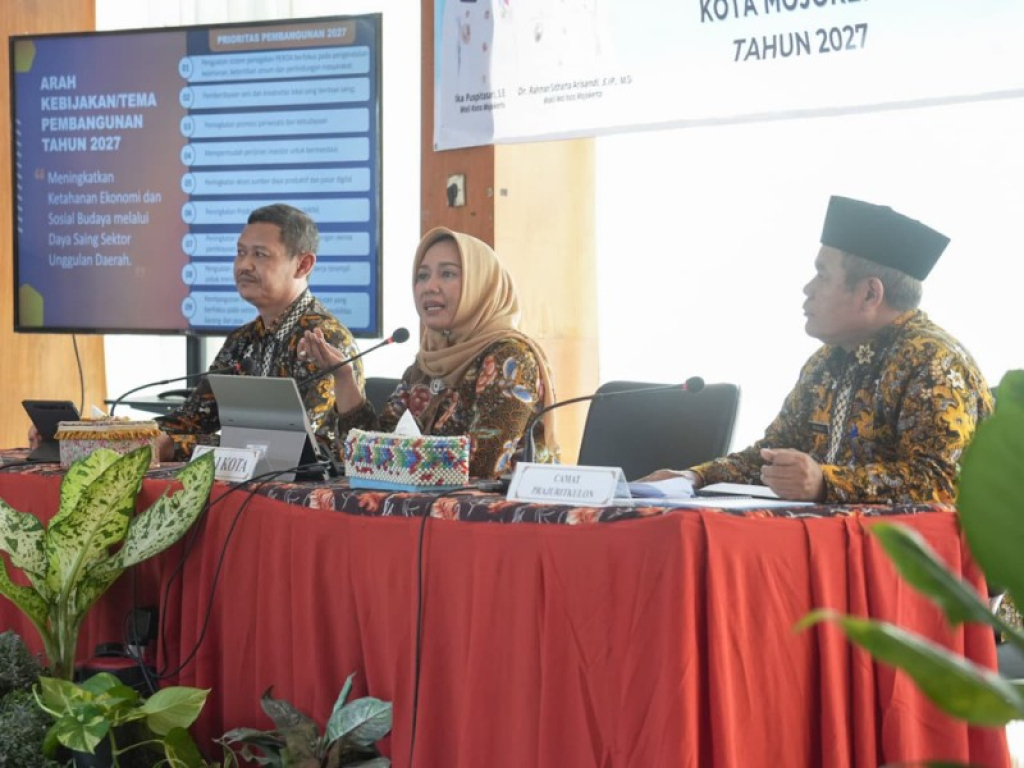 Buka Musrenbang Kecamatan Prajuritkulon, Ning Ita: Musrenbang Jadi Wadah Sinkronisasi Usulan Kelurahan untuk RKPD 2027