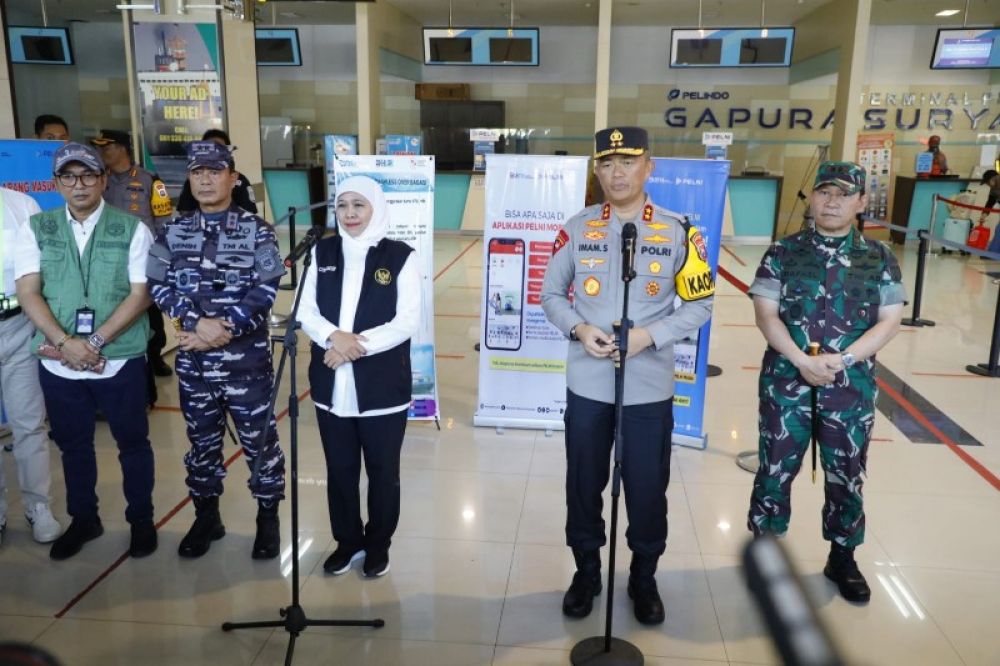 Gubernur Khofifah bersama Forkopimda Jatim berikan keterangan kepada wartawan. (Ist) 