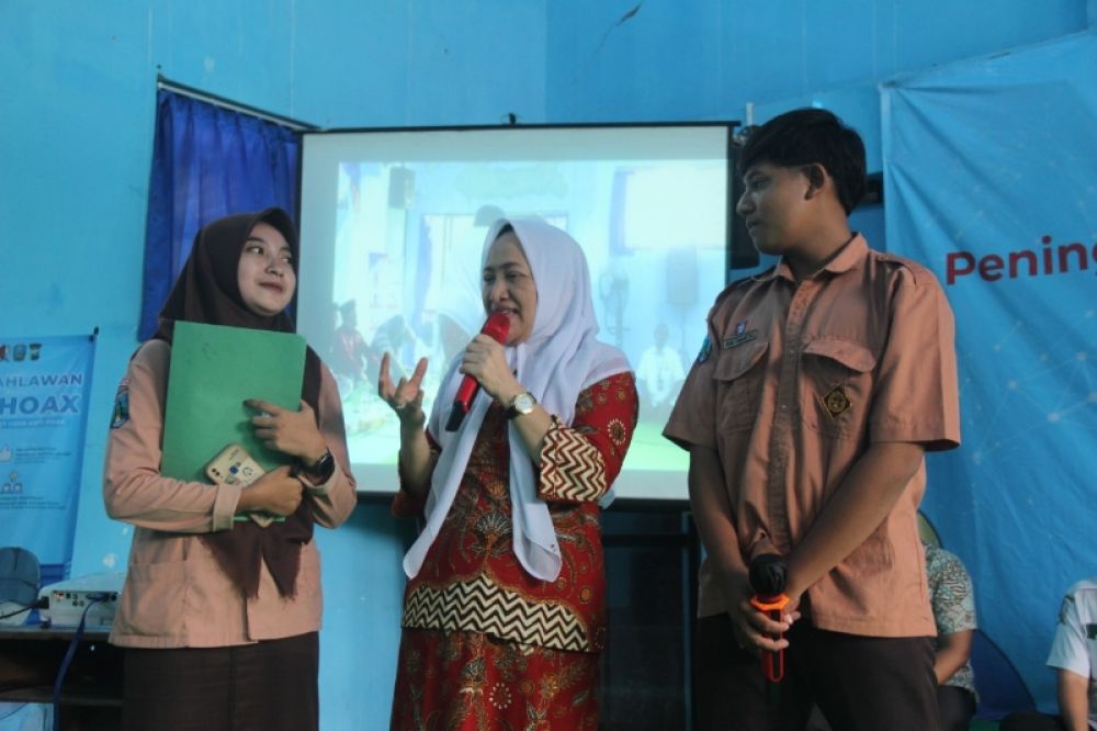 Bupati Bojonegoro berdialog dengan siswa SMK dalam rangka menyonsong Era Baru Bojonegoro. (Ist) 