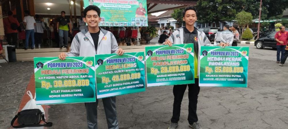 Atlet peraih Medali di Porprov VIII dapat reward dari Pemkab Blitar. (Ist) 