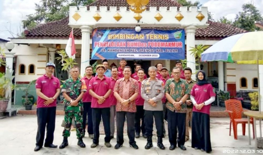 Para pengelola Bumdes saat berfoto bersama usai kegiatan Bintek. (Ist) 