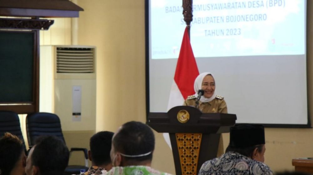 Bupati Bojonegoro Anna Mu'awanah minta BPD sukseskan program beasiswa RPL Desa sampai jenjang S2. (Ist) 
