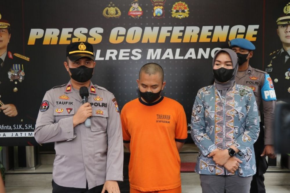 Kapolres Malang rilis penangkapan pelatih Taekwondo yang diduga cabuli pacarnya. (Ist) 