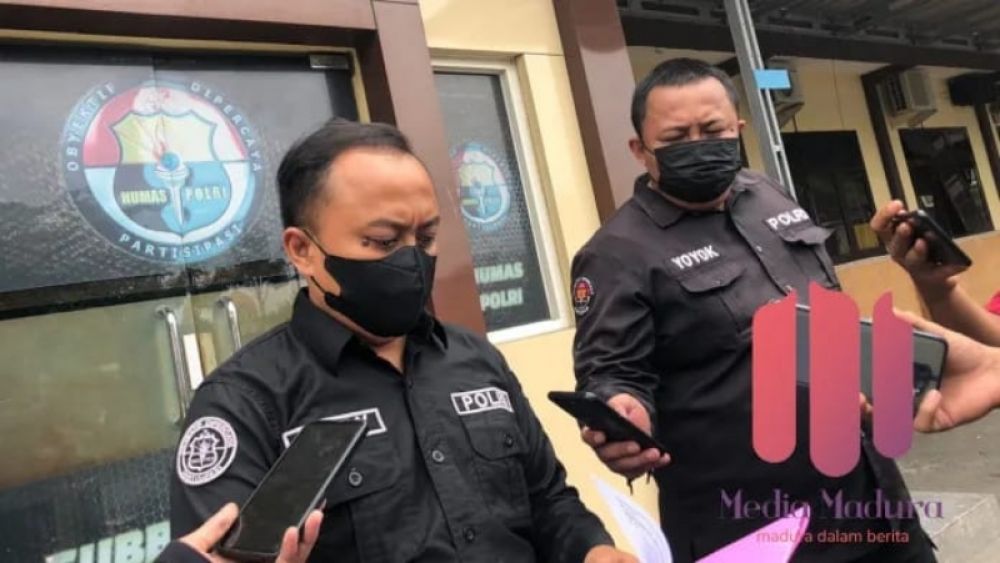 Kasi Humas Polres Sampang, Ipda Dody Darmawan saat berikan keterangan pers. (Ist) 