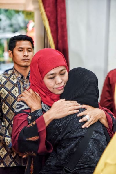Gubernur Khofifah mengundang keluarga korban tragedi Kanjuruhan ke kantor Grahadi Surabaya. (Ist) 