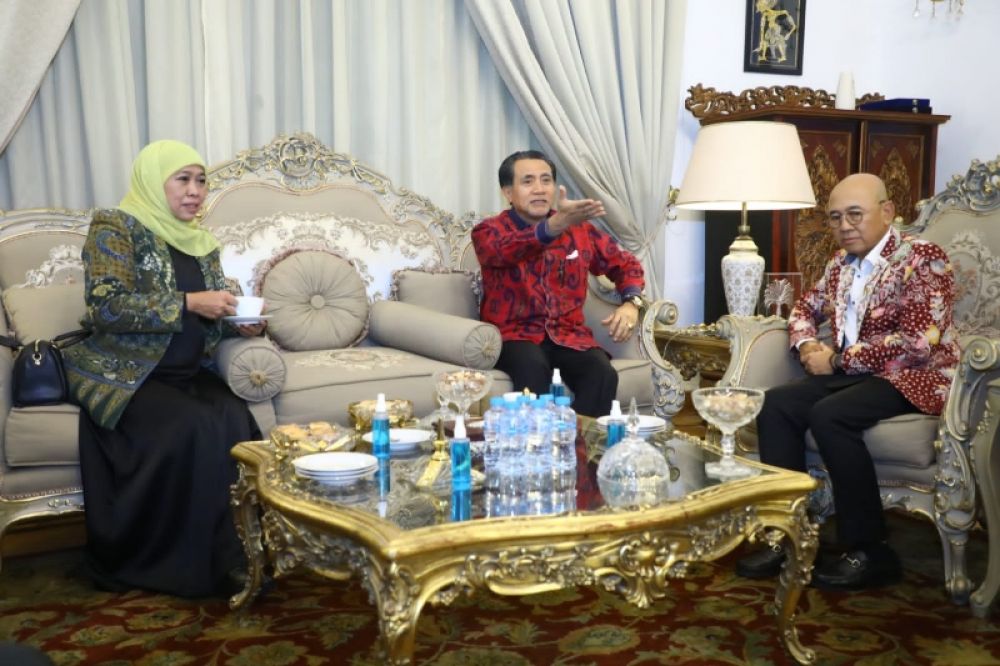 Gubernur Jawa Timur ditemui Dubes RI untuk Mesir Lutfi Rauf meminta doa dan dukungan kerja sama terkait pendidikan, ekonomi maupun pariwisata. (Ist) 