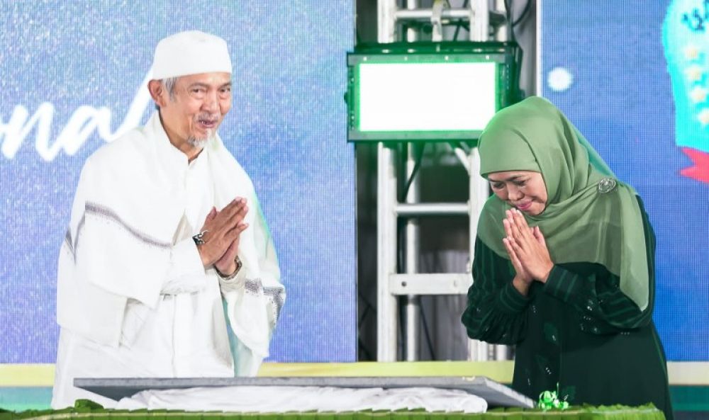 Gubernur Khofifah saat menghadiri Satu Abadi Nu, PWNU Awaerd 2023. (Ist) 