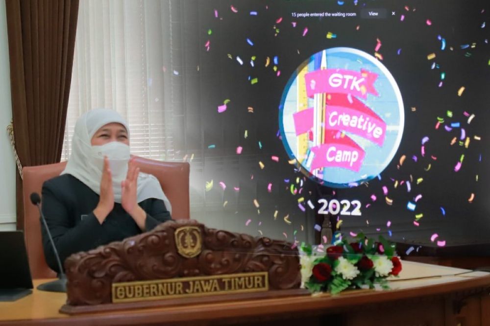 Gubernur Jawa Timur Khofifah Indar Parawansa membuka Guru Creativ Camp (GCC) secara virtual di Kantor Gubernur Jl Pahlawan Surabaya. (Ist) 