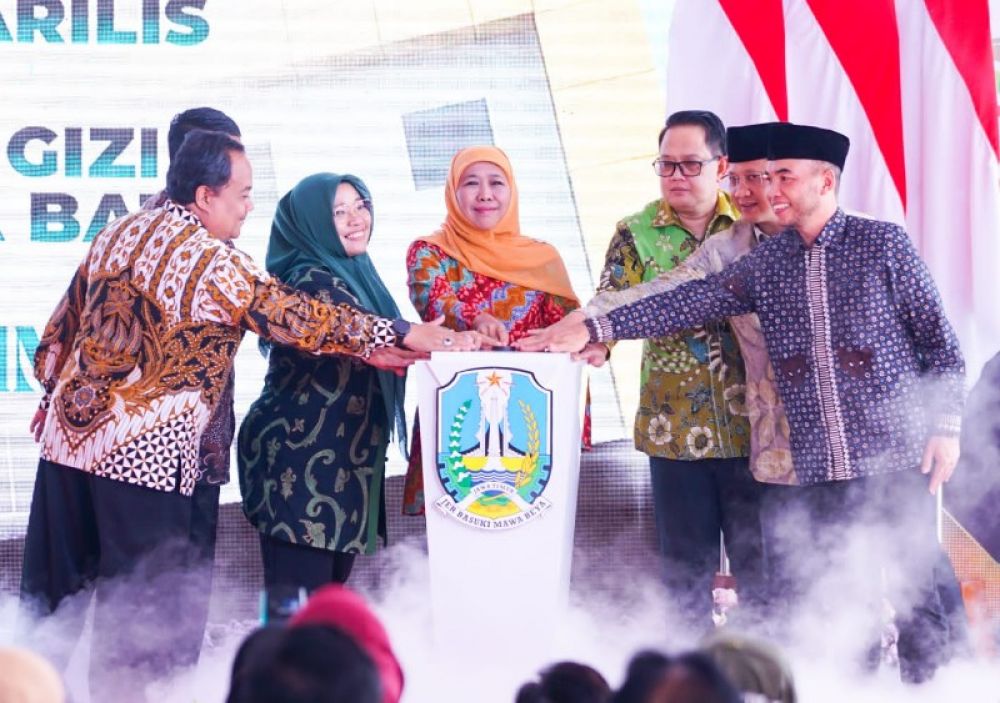 Gubernur Khofifah meresmikan gedung RSUD karsa Husada Batu. (Ist) 