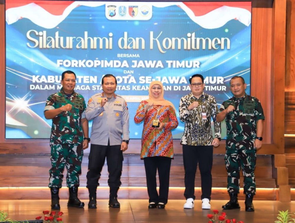 Gubernur Khofifah bersama Forkopimda Jatim wujudkan komitmen bersama jaga Jawa Timur dari gangguan kriminalitas bermotif ekonomi jelang Idul Fitri. (Ist) 