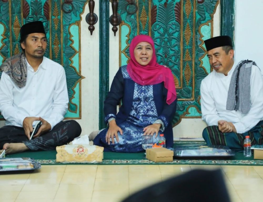 Gubernur Khofifah Safari Ramadhan dengan jelajah ke Masjid-nasjid legendaris di Jawa Timur. (Ist) 