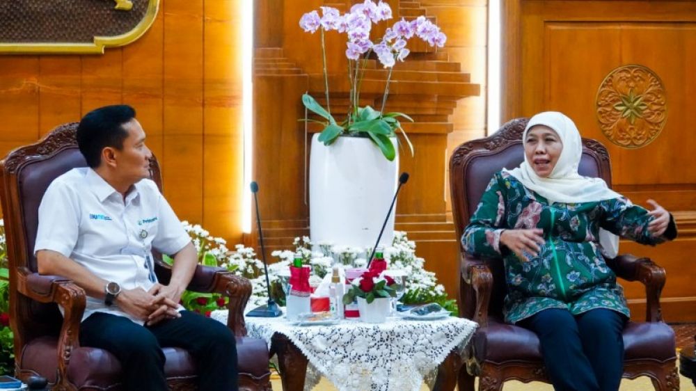 Gubernur Khofifah menerima kunjungan Kepala Divre Perhutani Jatim, Asep Dedi Mulyadi di gedung Negara Grahadi Surabaya. (Ist) 