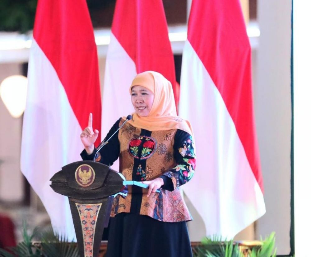 Gubernur Khofifah menyampaikan paparannya terkait semangat Jer Basuki Mawa Beya. (Ist) 