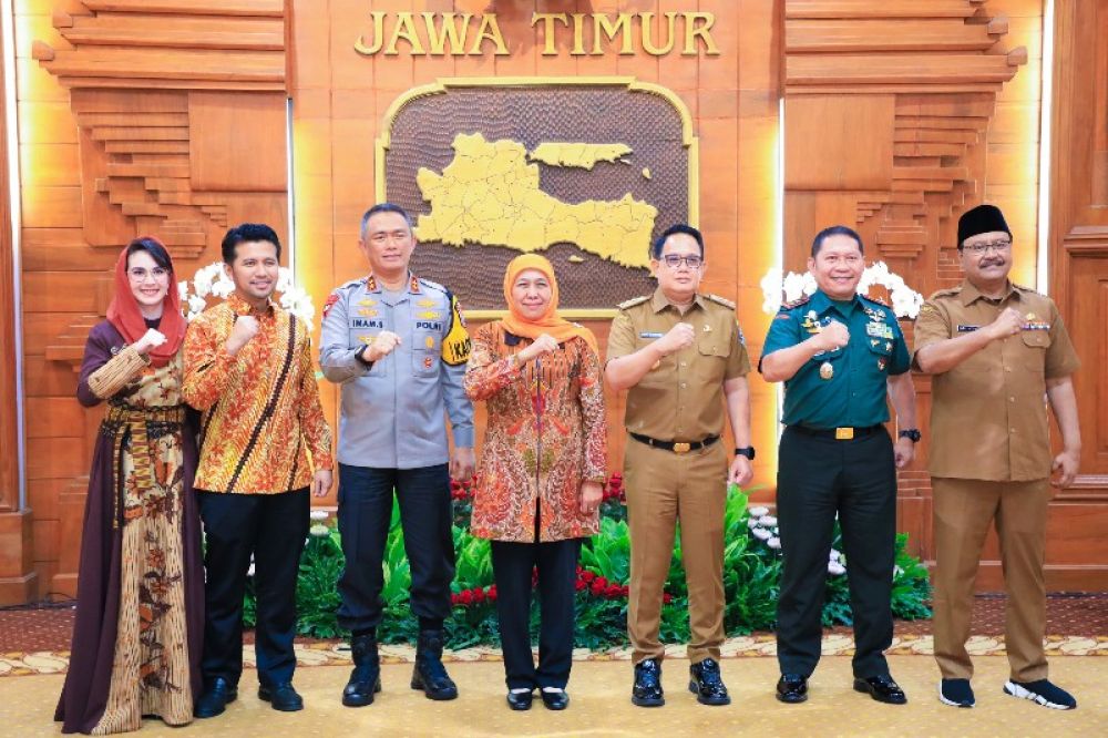 Sertijab Pj Gubernur Jatim Adhy Karyono bersama forkopimda. (Ist) 