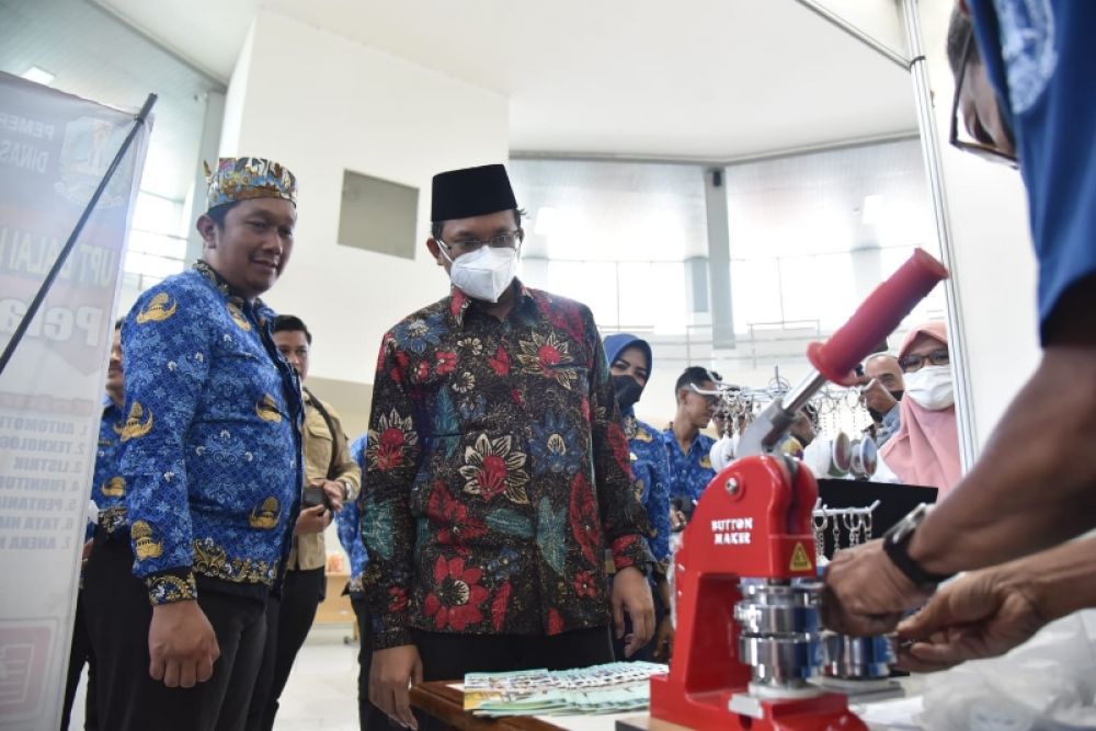 Bupati Sidoarjo Gus Muhdlor saat menghadiri pelatihan vokasi. (Ist) 