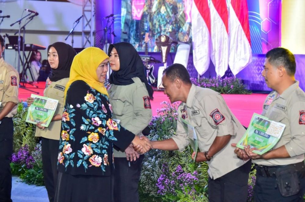 Gubernur Khofifah apresiasi pilar kesejahteraan Sosial Jatim berupa pemberian Taki Asih kepada 2.160 orang. (Ist) 