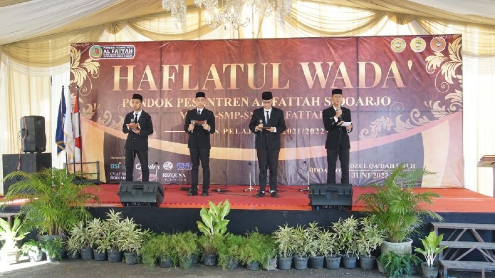 Ponpes Al Fattah gelar perpisahan siswa. (Ist) 