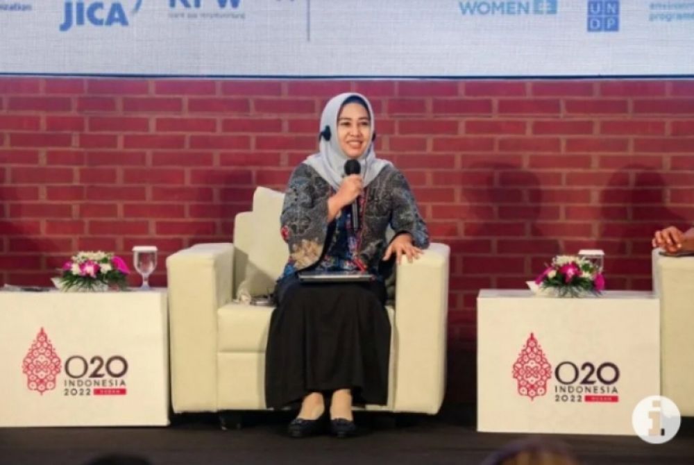 Wali Kota Mojokerto, Ika Puspitasari saat berbicara di Forum International. (Ist) 