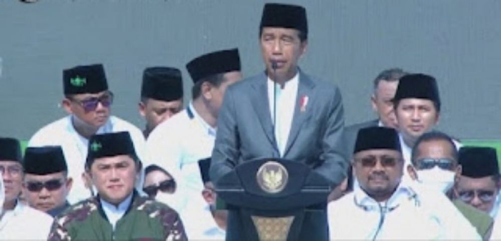 Presiden Joko Widodo membuka resepsi puncak peringatan Harlah satu abad NU di Gor Delta, Sidoarjo. ( ist) 