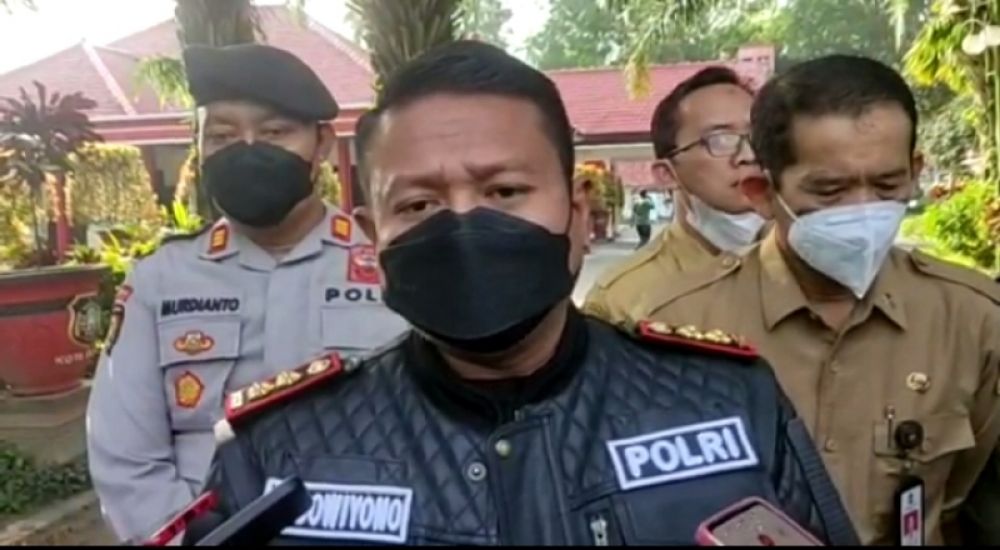  Kapolresta Blitar AKBP Argowiyono berikan keterangan pers. (Ist) 