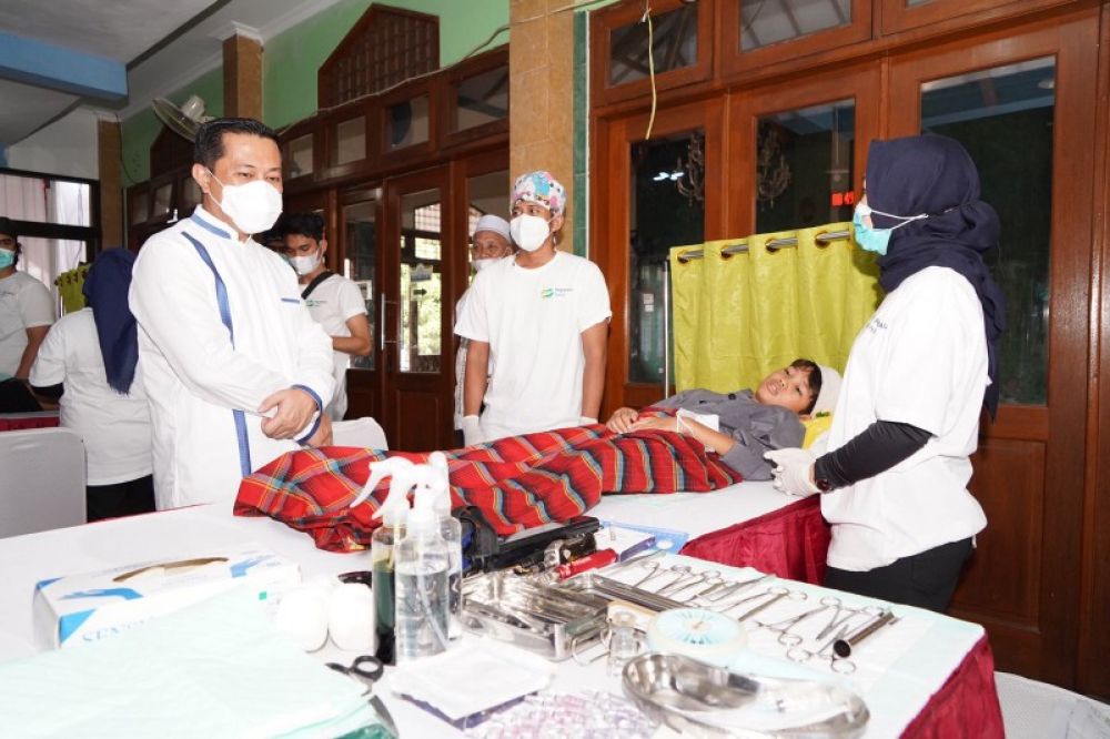 Pegadaian Gelar Khitan Massal di Tahun Baru Islam