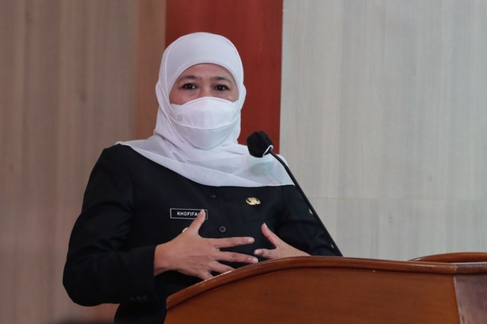 Gubernur Khofifah menyampaikan sambutan dalam acara peluncuran Si Pandu Kejati Jatim. (Ist) 