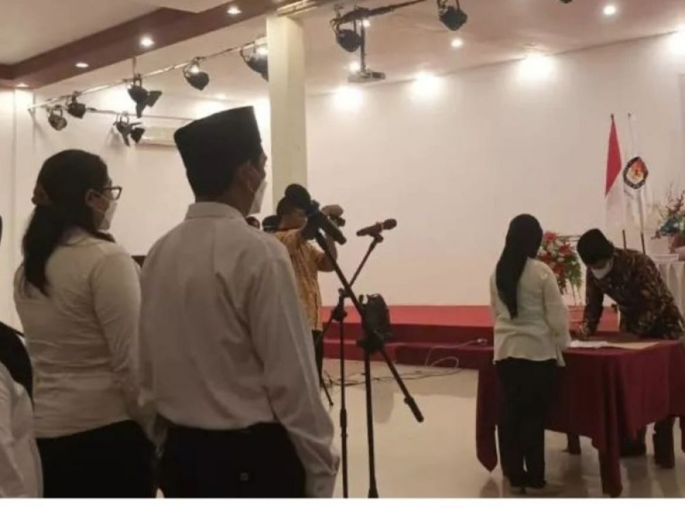 Pelantikan dan penandatanganan pakta integritas Anggota PPS se Kota Mojokerto (ist)