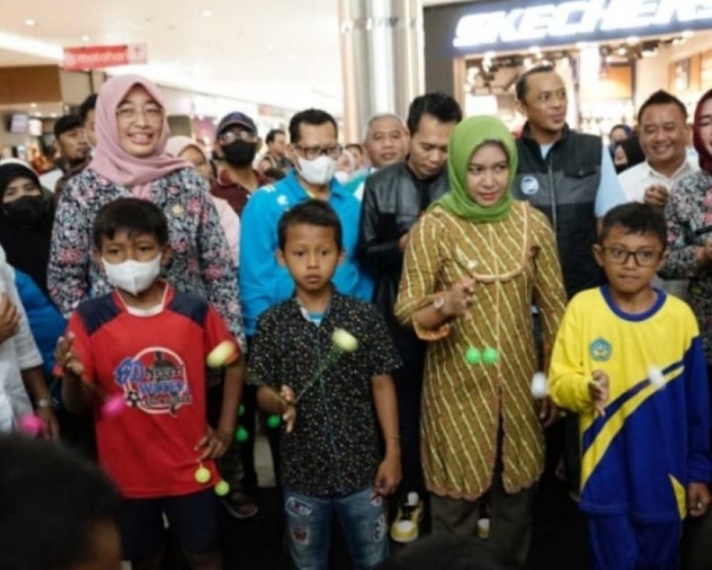 700 Siswa Se-Kota Mojokerto Ikuti Lato-lato Challenge