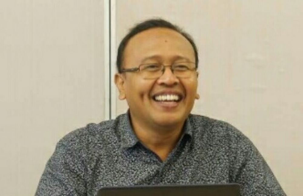 Dosen Filsafat Fakultas Ilmu Budaya (FIB) Universitas Airlangga (UNAIR), Dr Listiyono Santoso SS M Hum. (Ist) 
