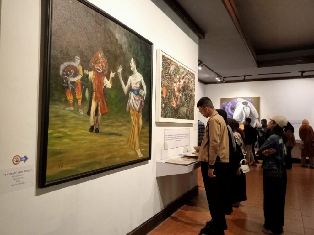 Pameran seni rupa bertajuk Artship di Galery Raos, oleh Jala Rupa Syndicate didedikasikan untuk delapan legenda seniman rupa Kota Batu. (foto: doi nuri / B-News.id)